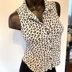 Leopard top